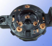 埋入射出(電子零件)